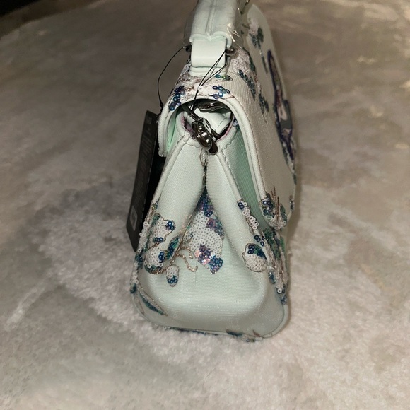 Loungefly Disney Alice in Wonderland Alice & Dinah Floral Sequin Handbag New - Picture 8 of 15